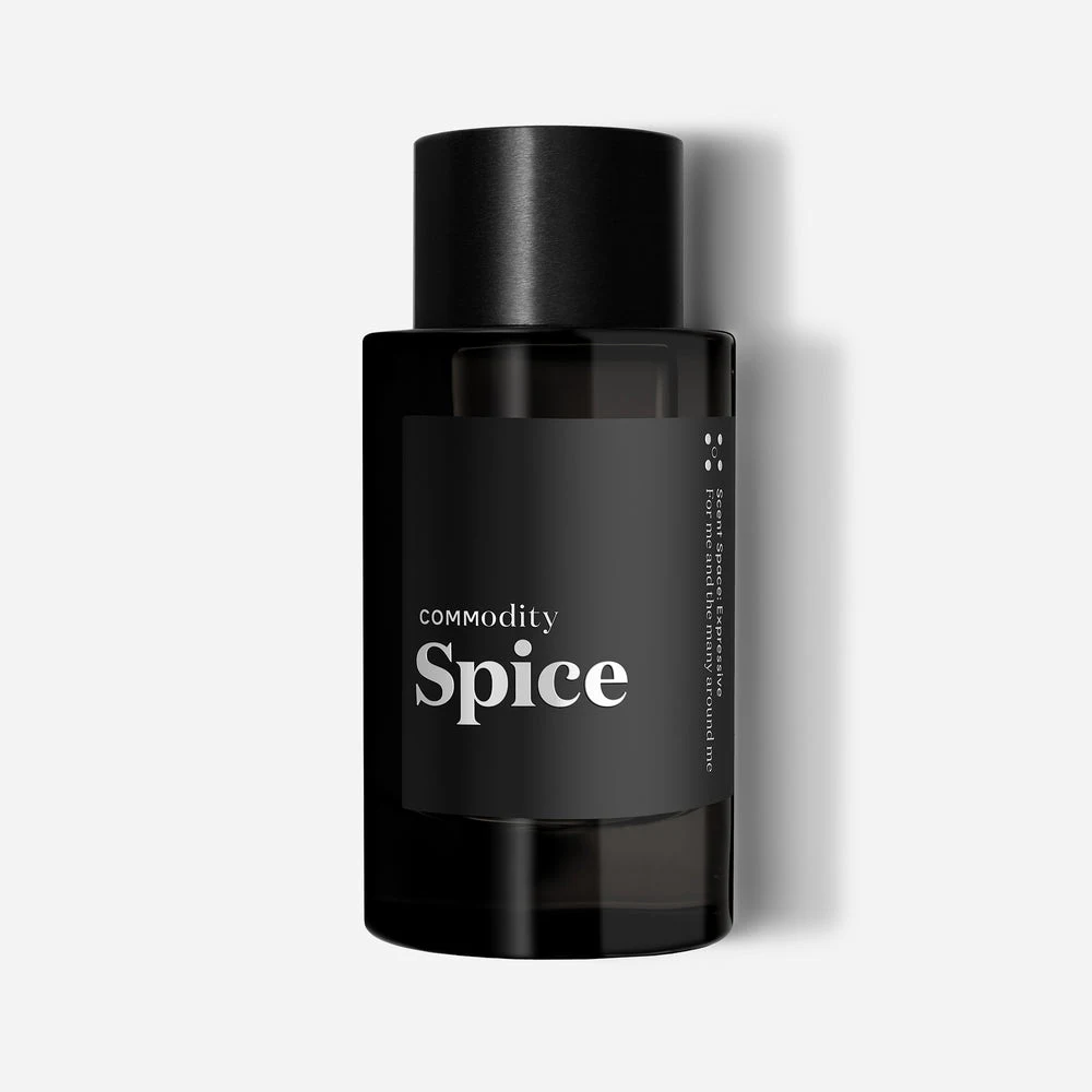 Frasco negro de Commodity Spice Expressive Eau de Parfum