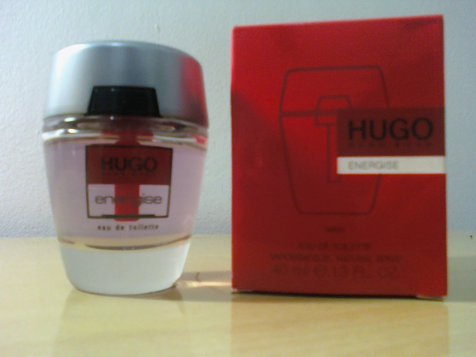 زجاجة عطر Hugo Energise Eau de Toilette